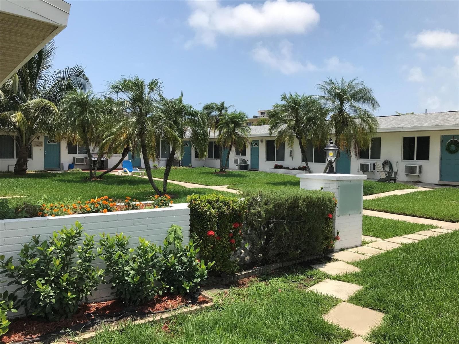 120 NE 10th Avenue # 1, Hallandale Beach, FL 33009 — zdjęcie 2