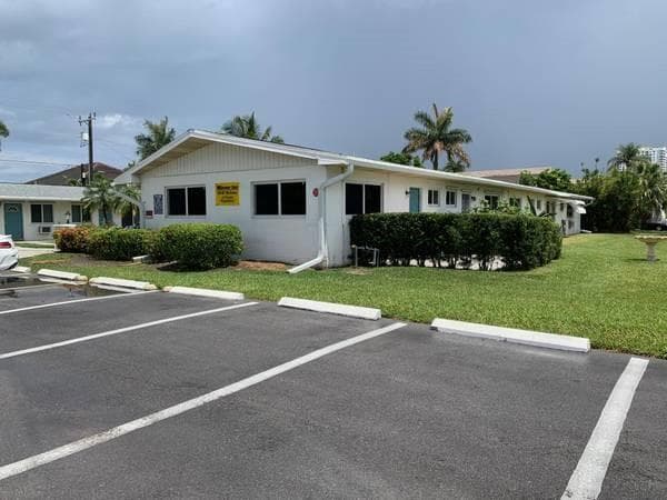 120 NE 10th Avenue # 1, Hallandale Beach, FL 33009 — zdjęcie 3