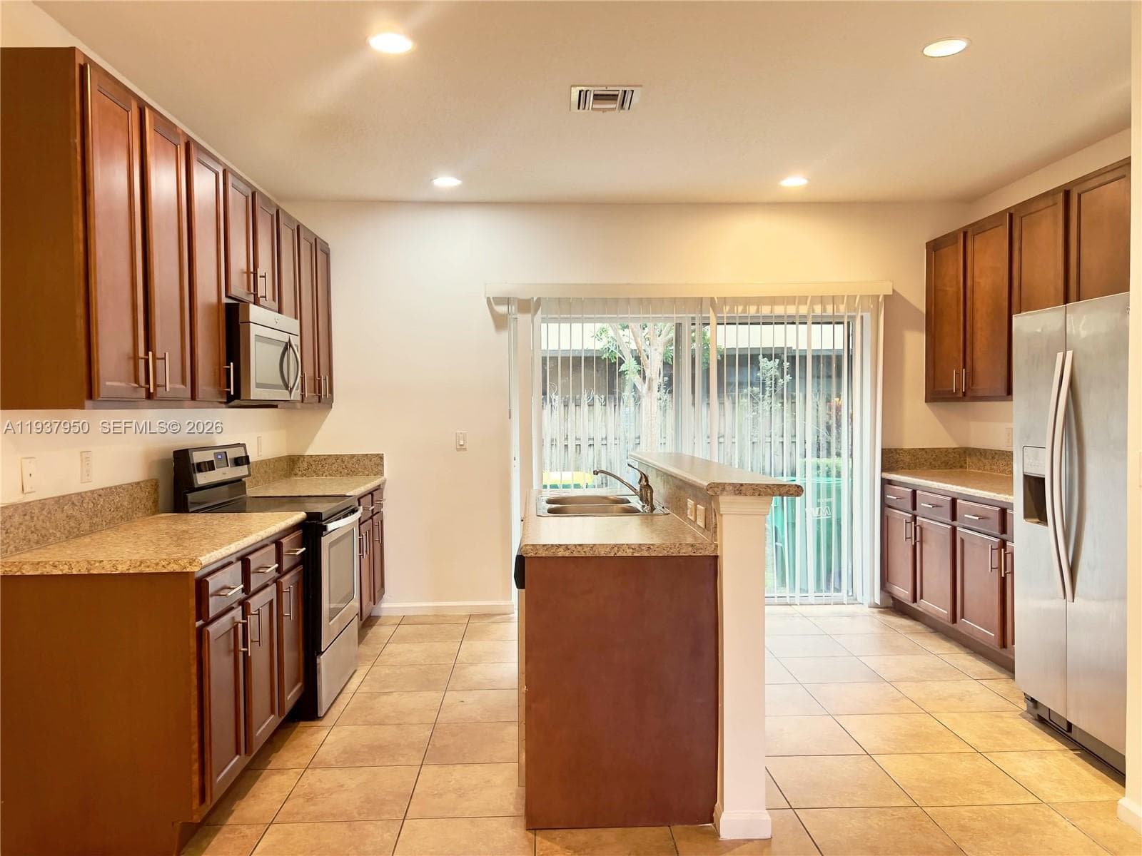 5906 Woodlands Blvd, Tamarac, FL 33319 — zdjęcie 3