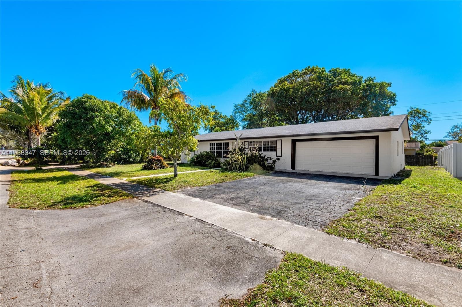 4360 NW 4th St, Plantation, FL 33317 — zdjęcie 2