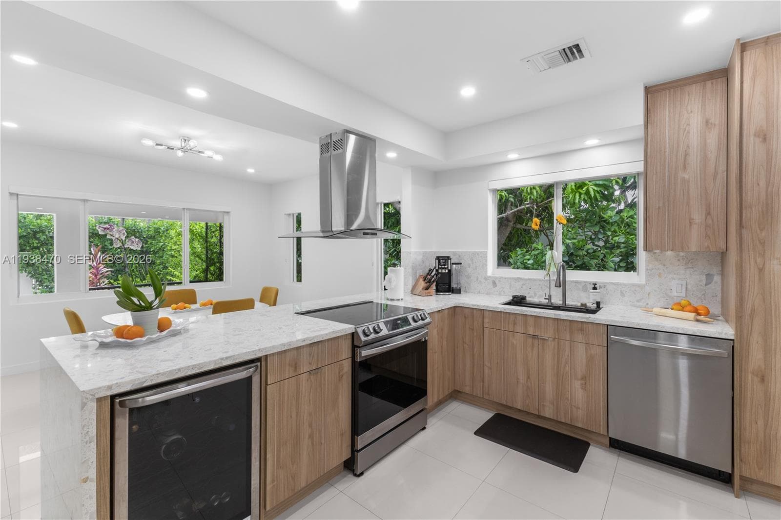 741 NE 87th St, Miami, FL 33138 — zdjęcie 3