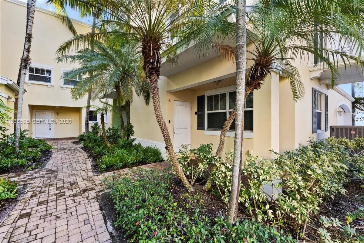 630 SE 15th St # 3, Fort Lauderdale, FL 33316 — zdjęcie 5