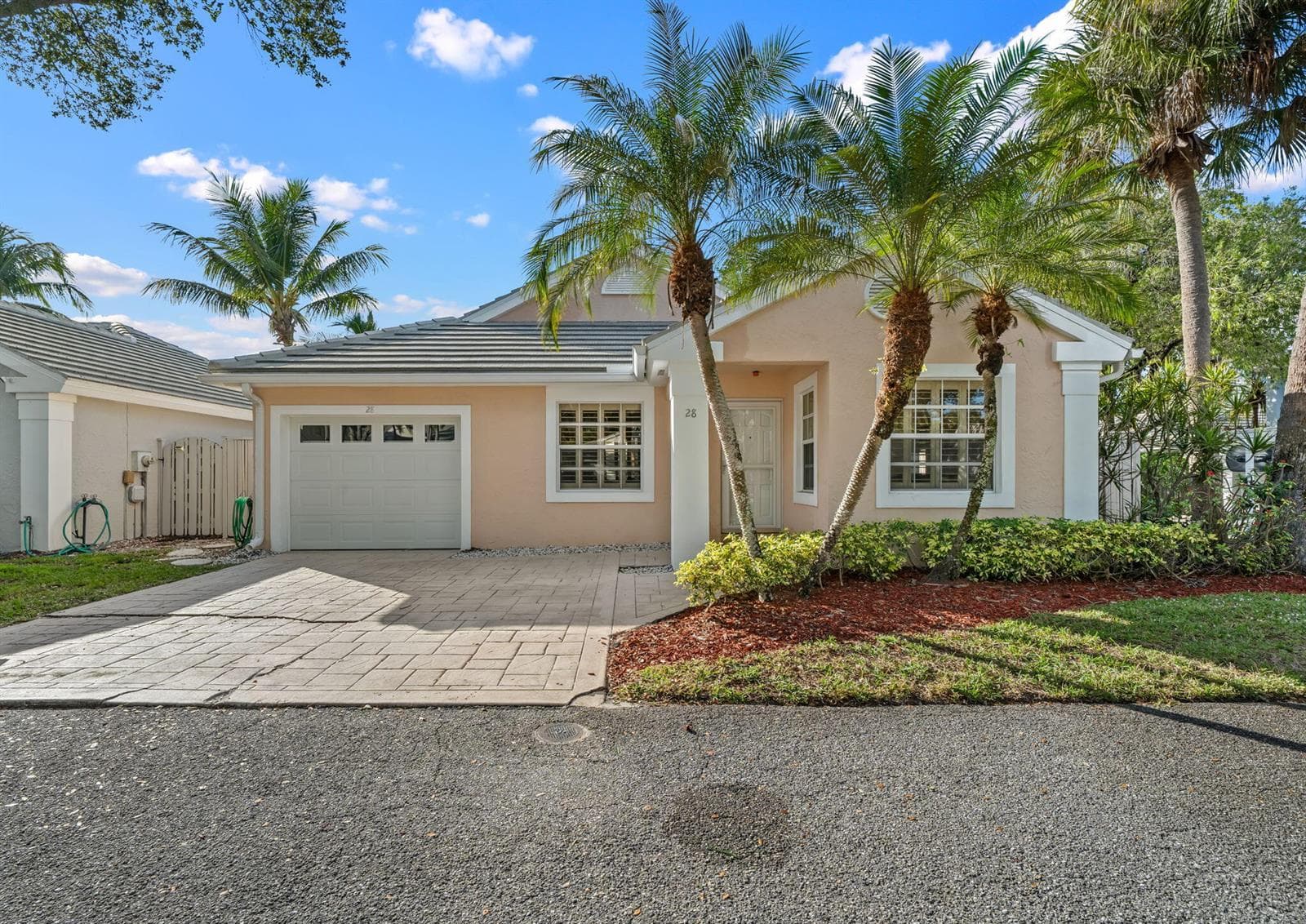 28 Governors Court, Palm Beach Gardens, FL 33418 — zdjęcie 2