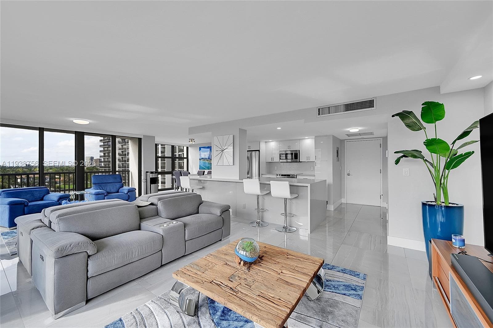 2049 S Ocean Dr # 701, Hallandale Beach, FL 33009 — zdjęcie 2