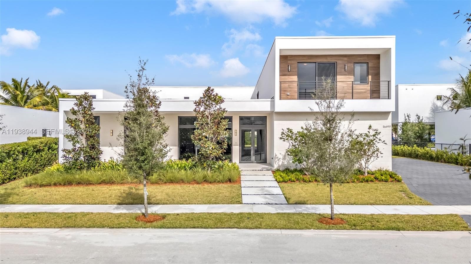 16699 N Botaniko Dr N, Weston, FL 33326 — zdjęcie 2