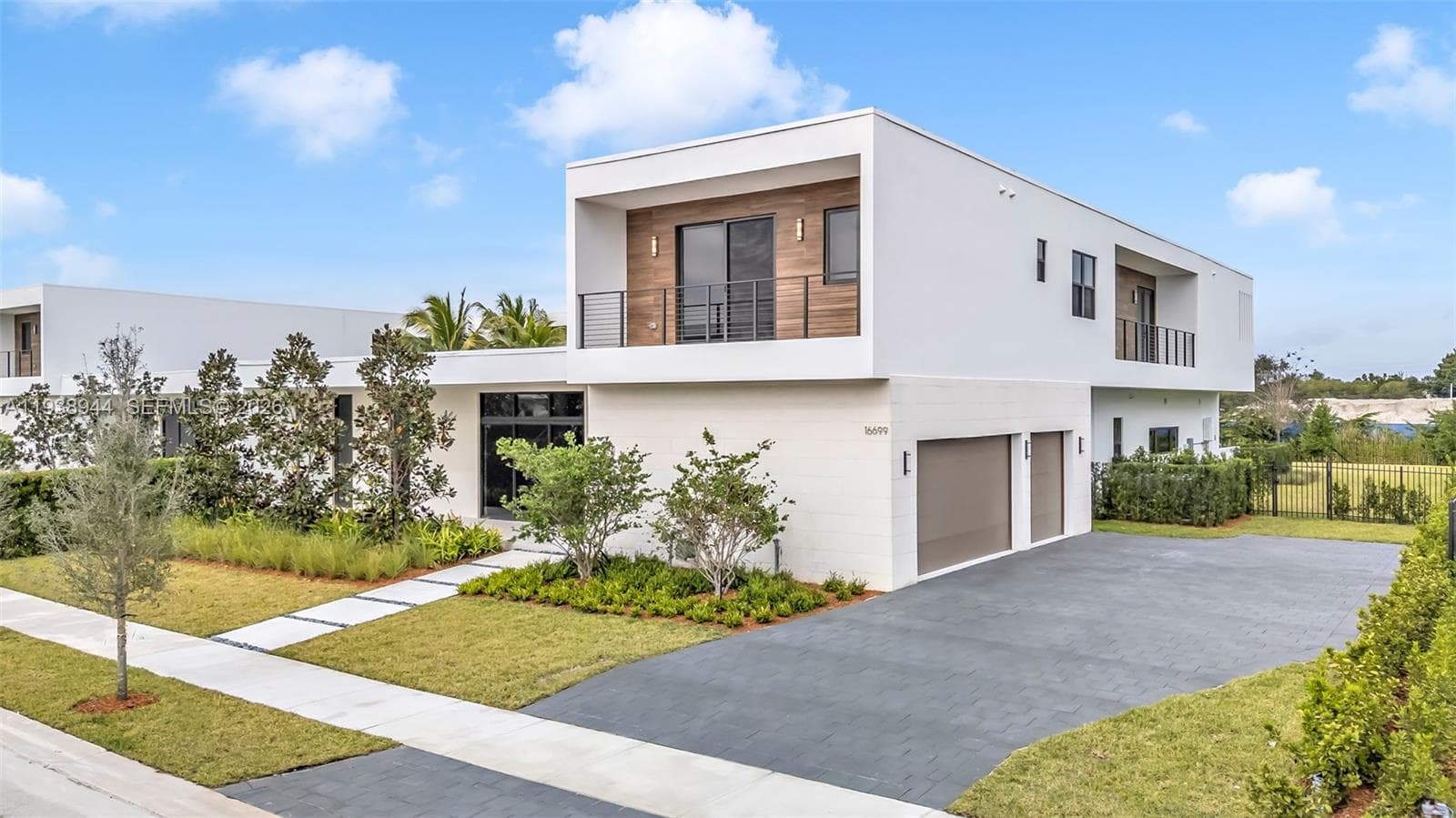 16699 N Botaniko Dr N, Weston, FL 33326 — zdjęcie 5