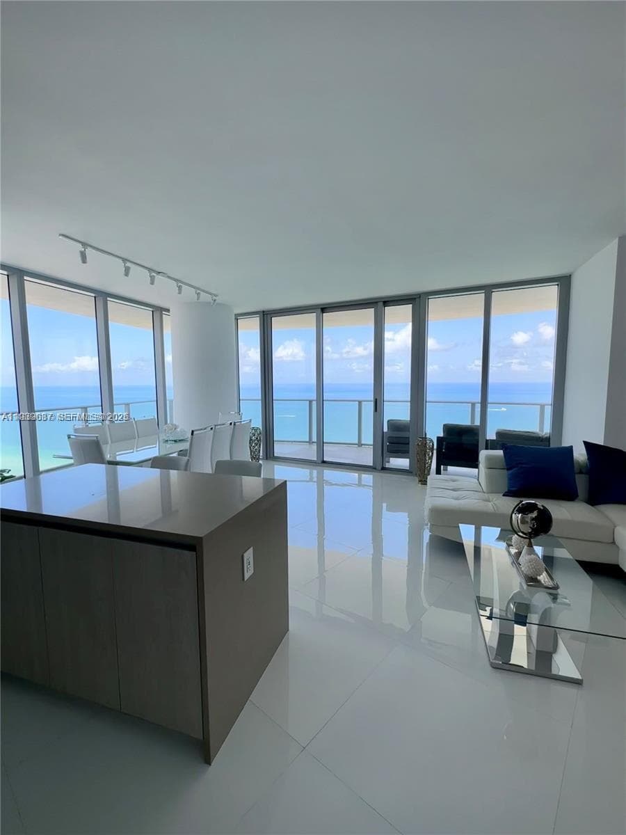 4111 S Ocean Dr # 2902, Hollywood, FL 33019 — zdjęcie 4