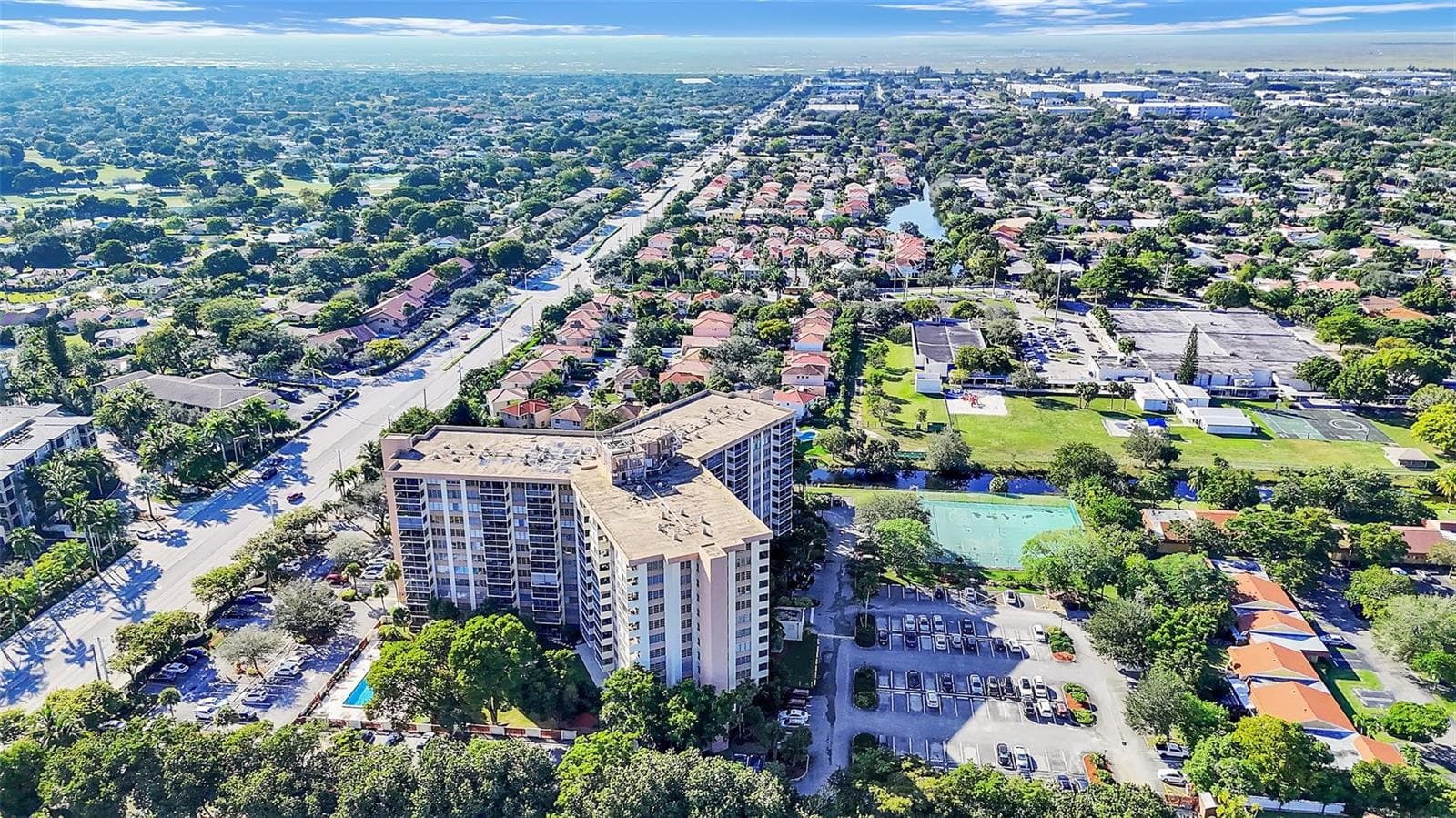 10777 W Sample Road # 711, Coral Springs, FL 33065 — zdjęcie 5