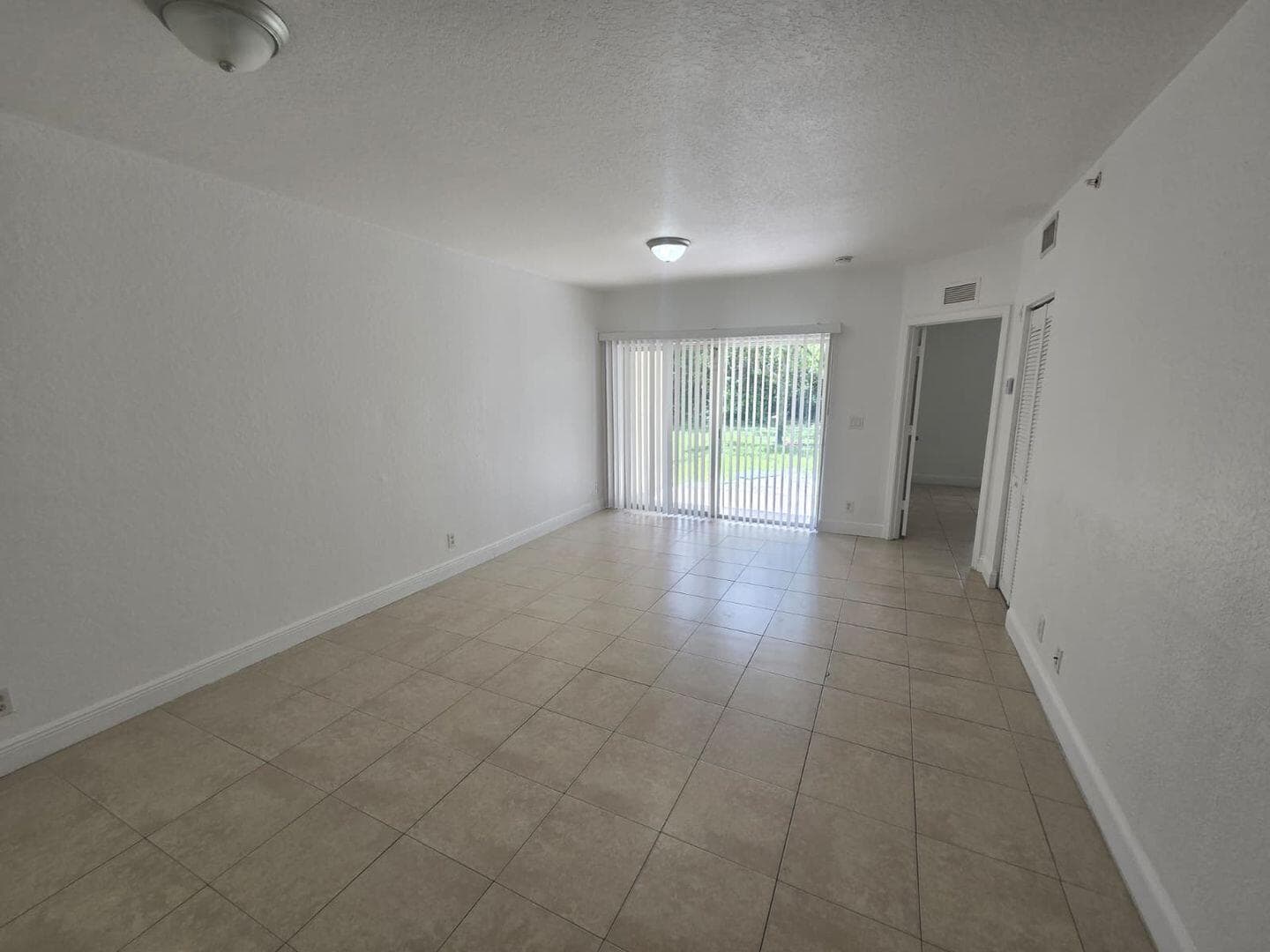 1161 Golden Lakes Boulevard # 1315, West Palm Beach, FL 33411 — zdjęcie 2