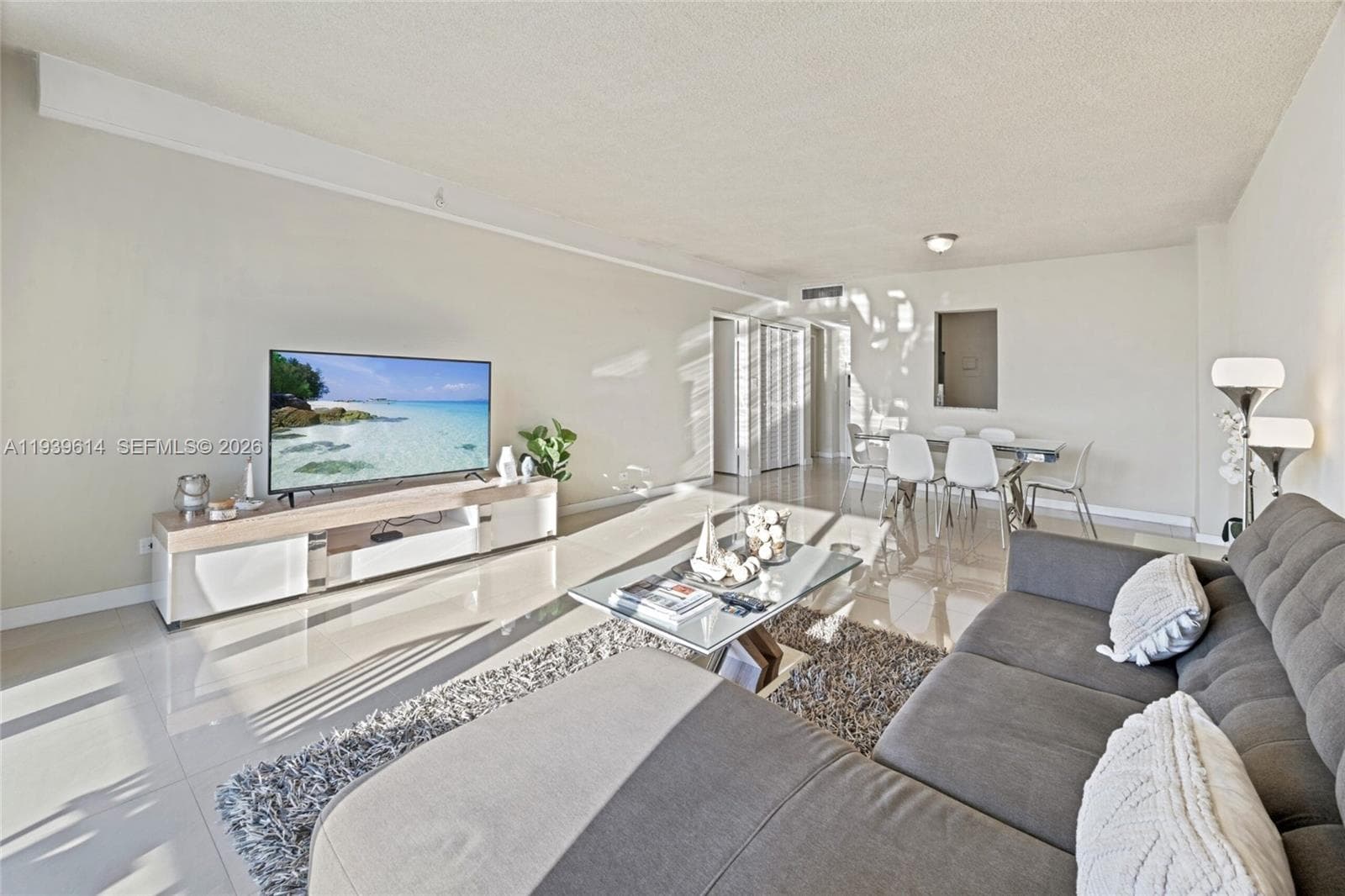 5601 Collins Ave # 1618, Miami Beach, FL 33140 — zdjęcie 2