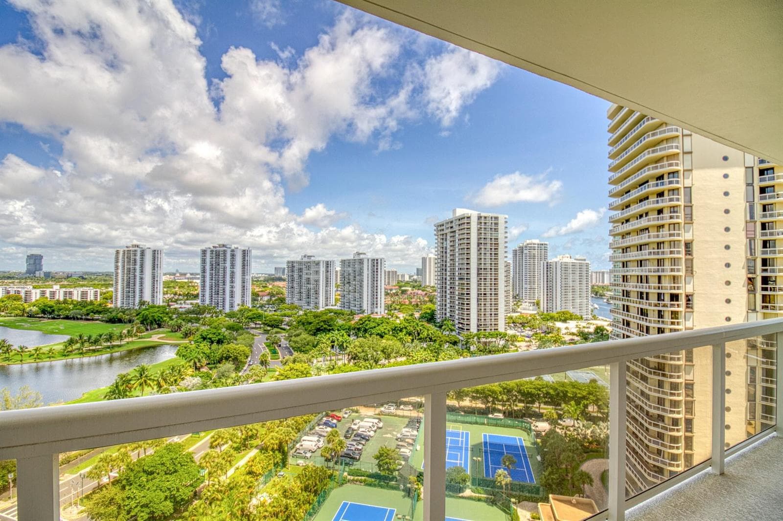 20185 E Country Club Drive # 1709, Aventura, FL 33180 — zdjęcie 3