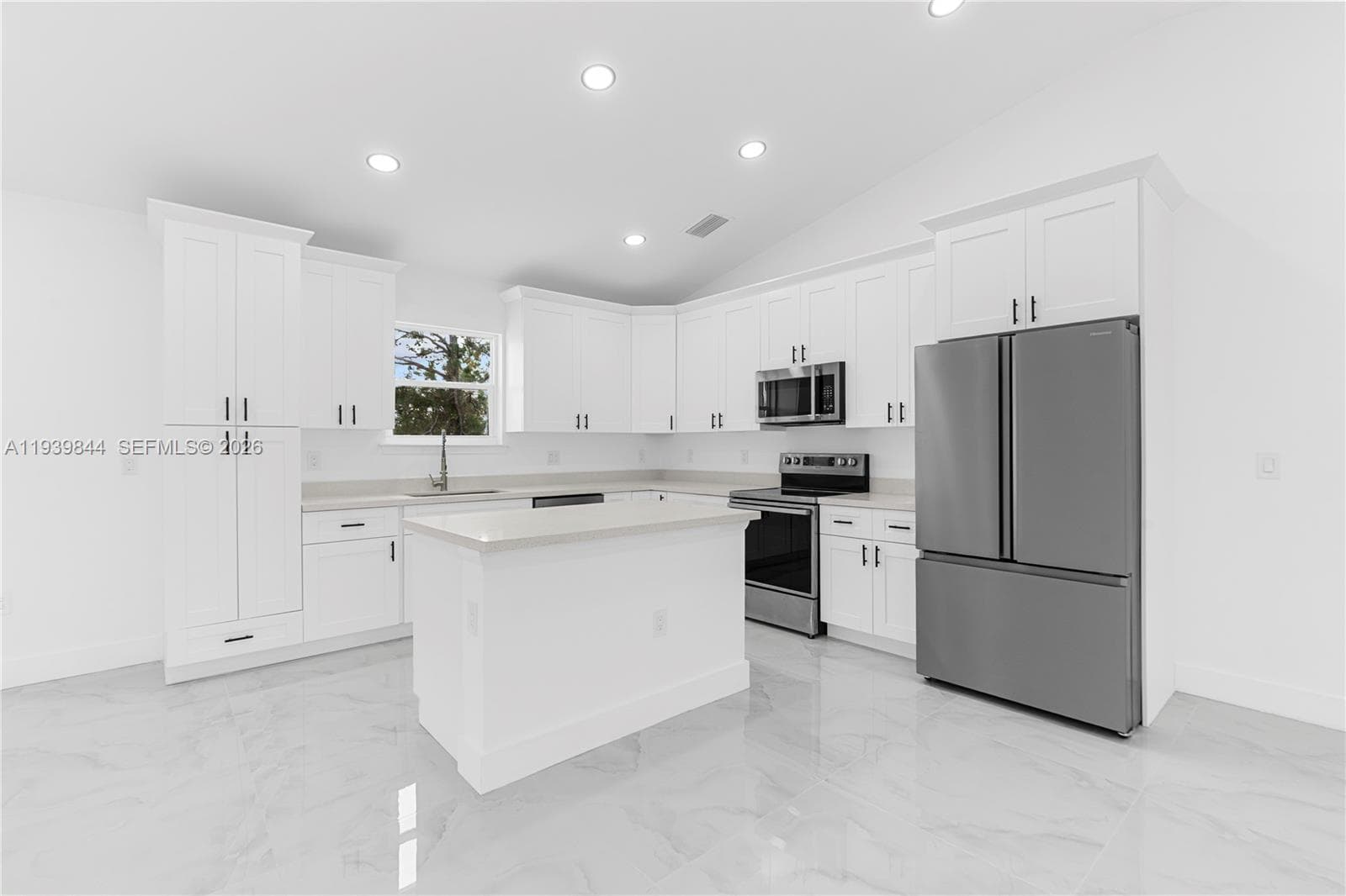 3117 W 64th W, Lehigh Acres, FL 33971 — zdjęcie 5