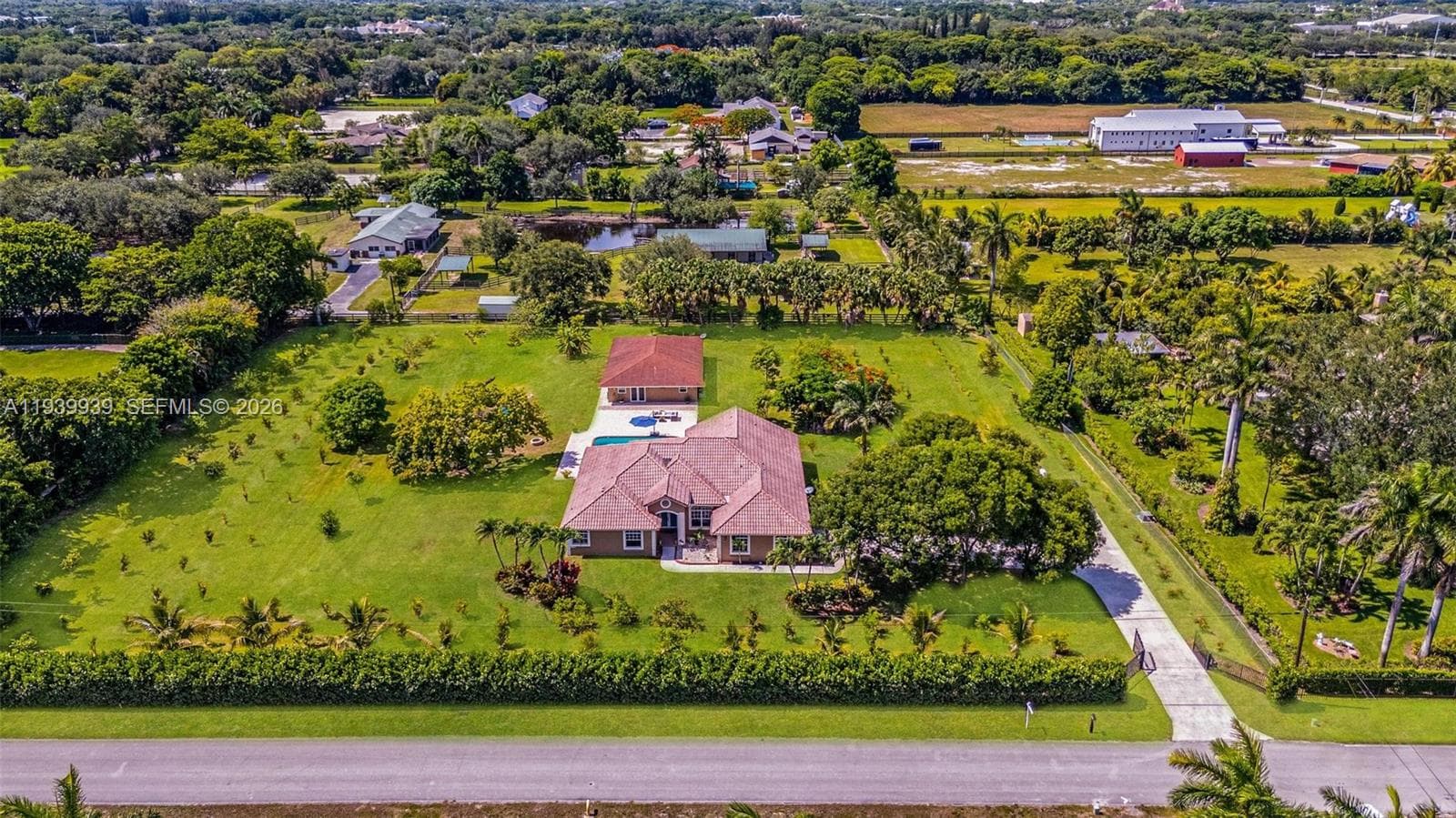 12851 Luray Rd, Southwest Ranches, FL 33330 — zdjęcie 3