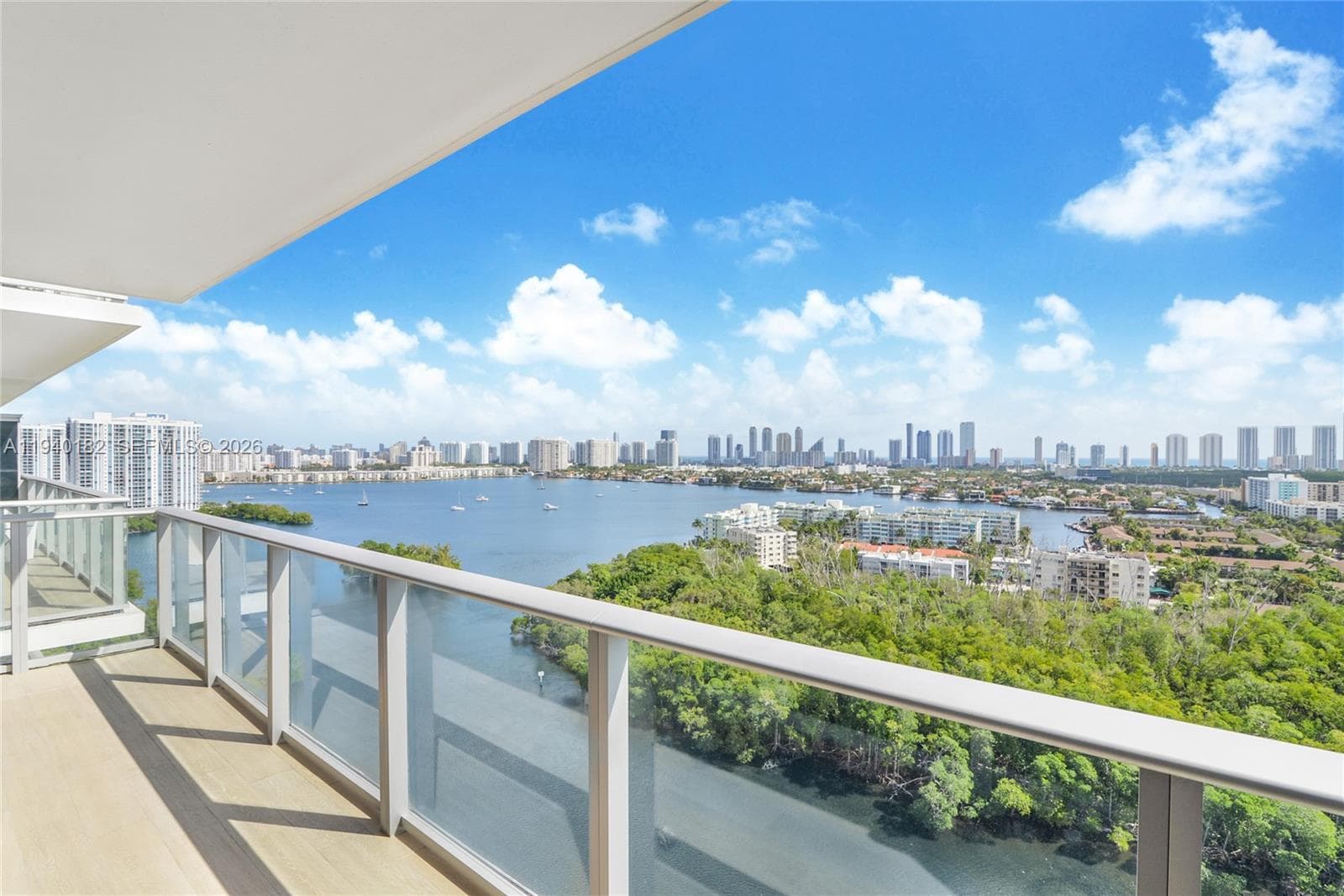 16385 Biscayne Blvd # 2017, North Miami Beach, FL 33160 — zdjęcie 3