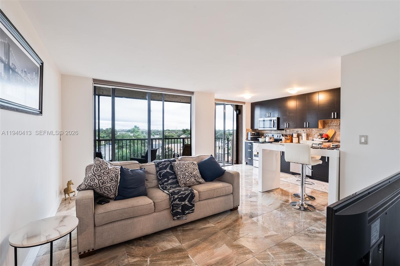 3400 Blue Lake Dr # 505, Pompano Beach, FL 33064