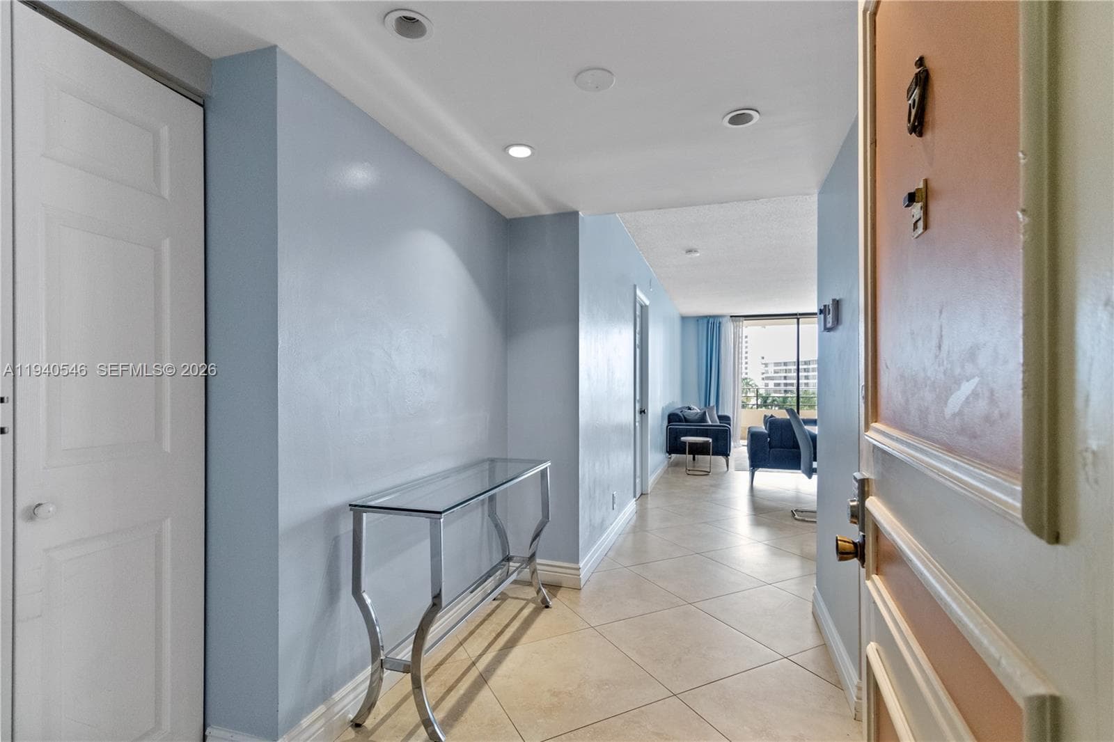 600 Three Islands Blvd # 519, Hallandale Beach, FL 33009 — zdjęcie 2