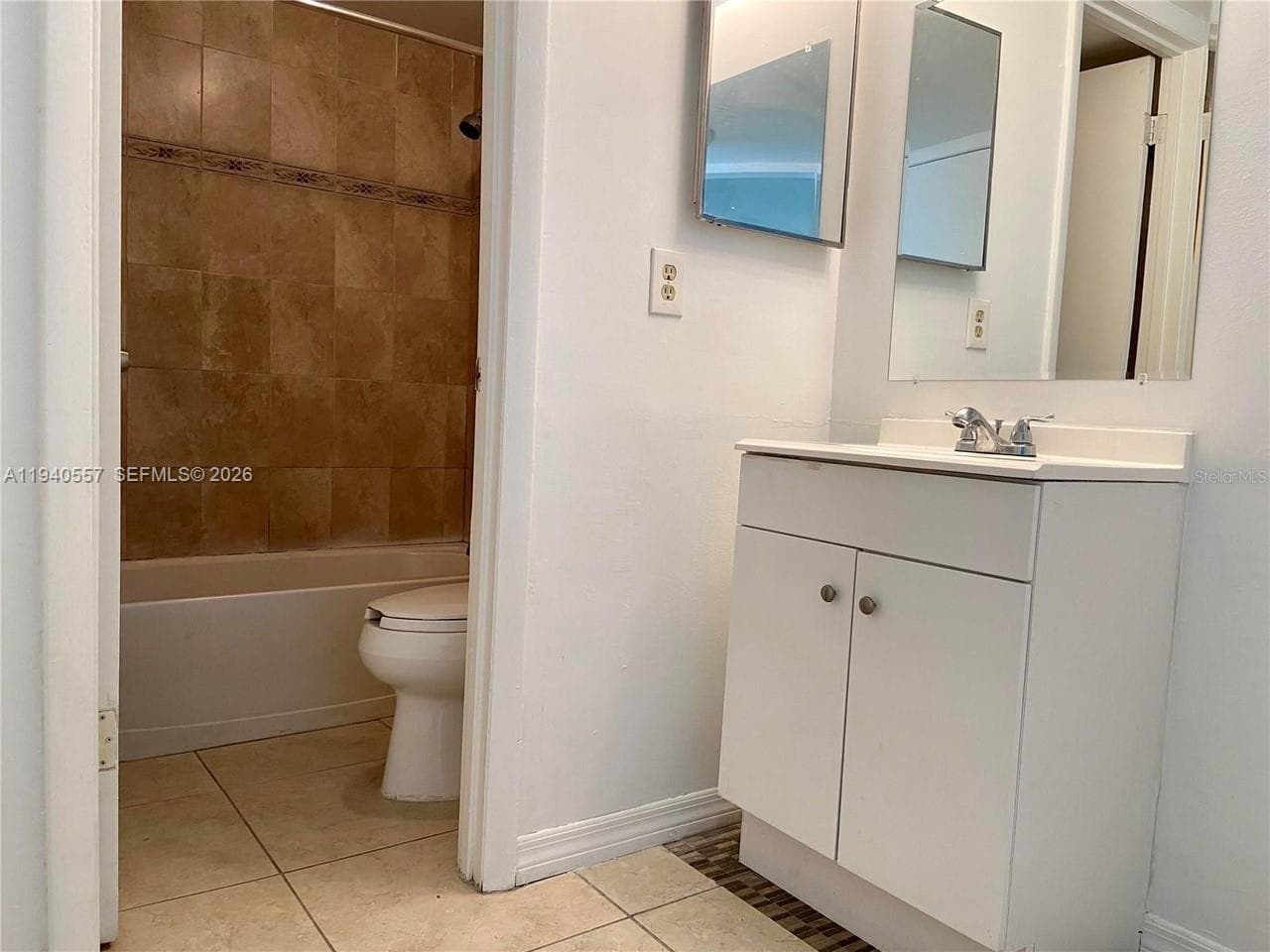 4318 Lakeway Dr # 12-D, Orlando, FL 32839 — zdjęcie 4