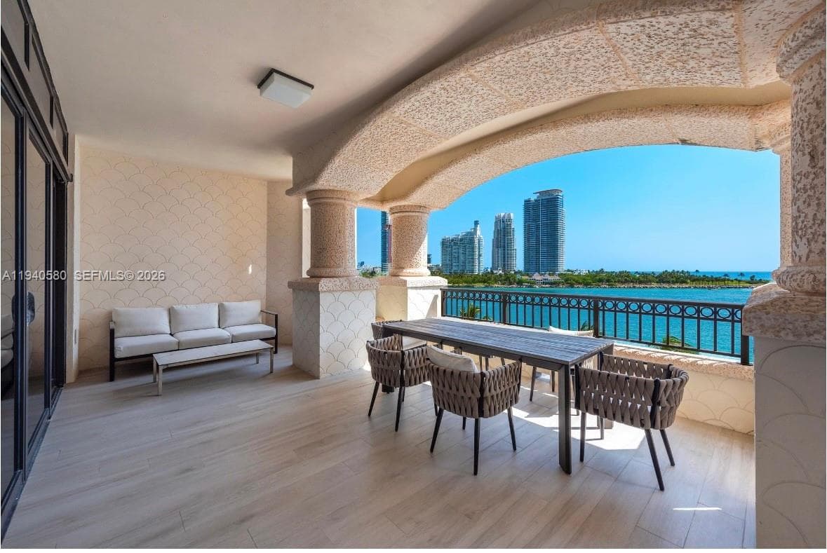 7055 Fisher Island Dr # 7055, Miami Beach, FL 33109 — zdjęcie 2