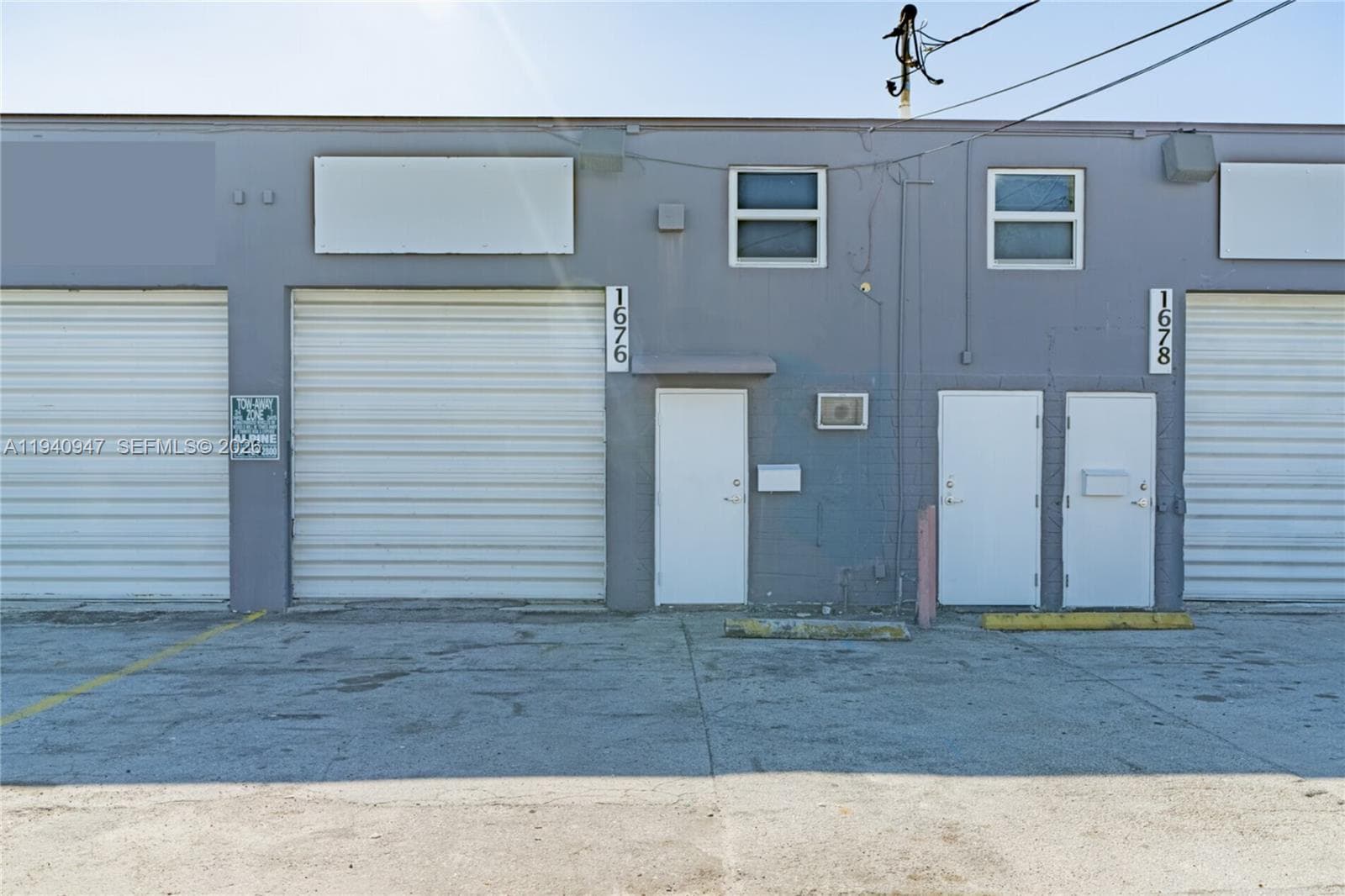 1676 W 31st Pl, Hialeah, FL 33012