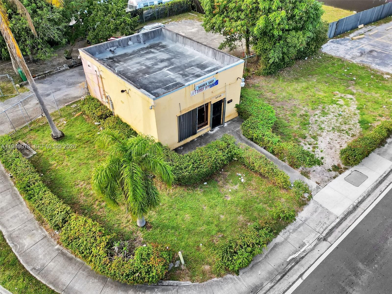 9200 NW 22nd Ave, Miami, FL 33147 — zdjęcie 3