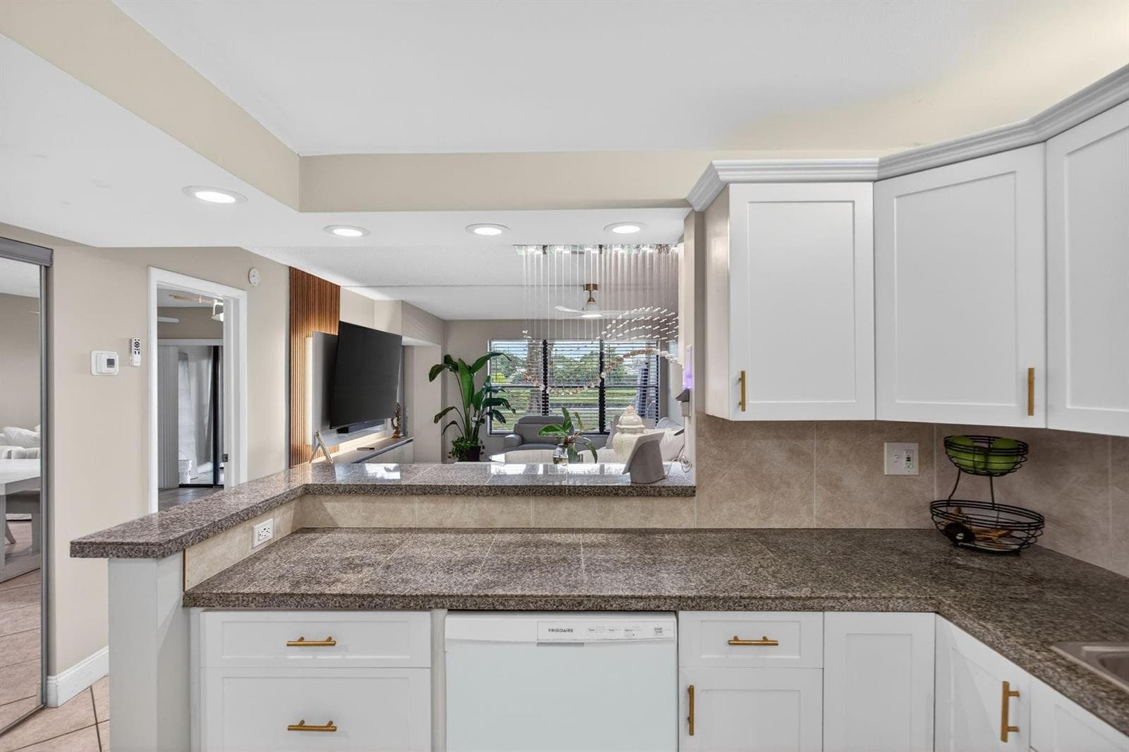 2314 S Cypress Bend Drive # 114, Pompano Beach, FL 33069 — zdjęcie 2