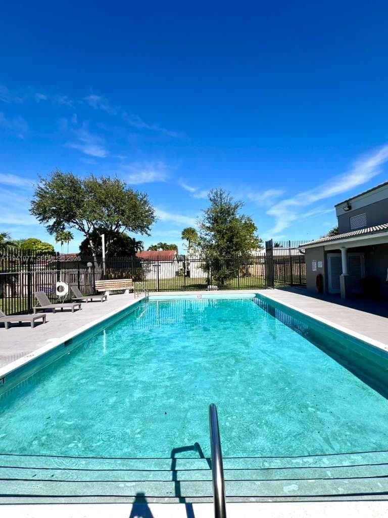 885 NE 213th Ter # 2, Miami, FL 33179