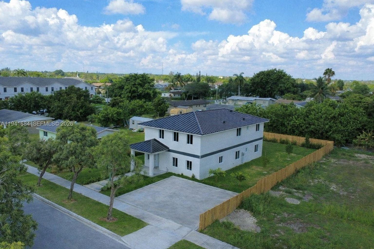 722 NW 6 CT, Florida City, FL 33034 — zdjęcie 2