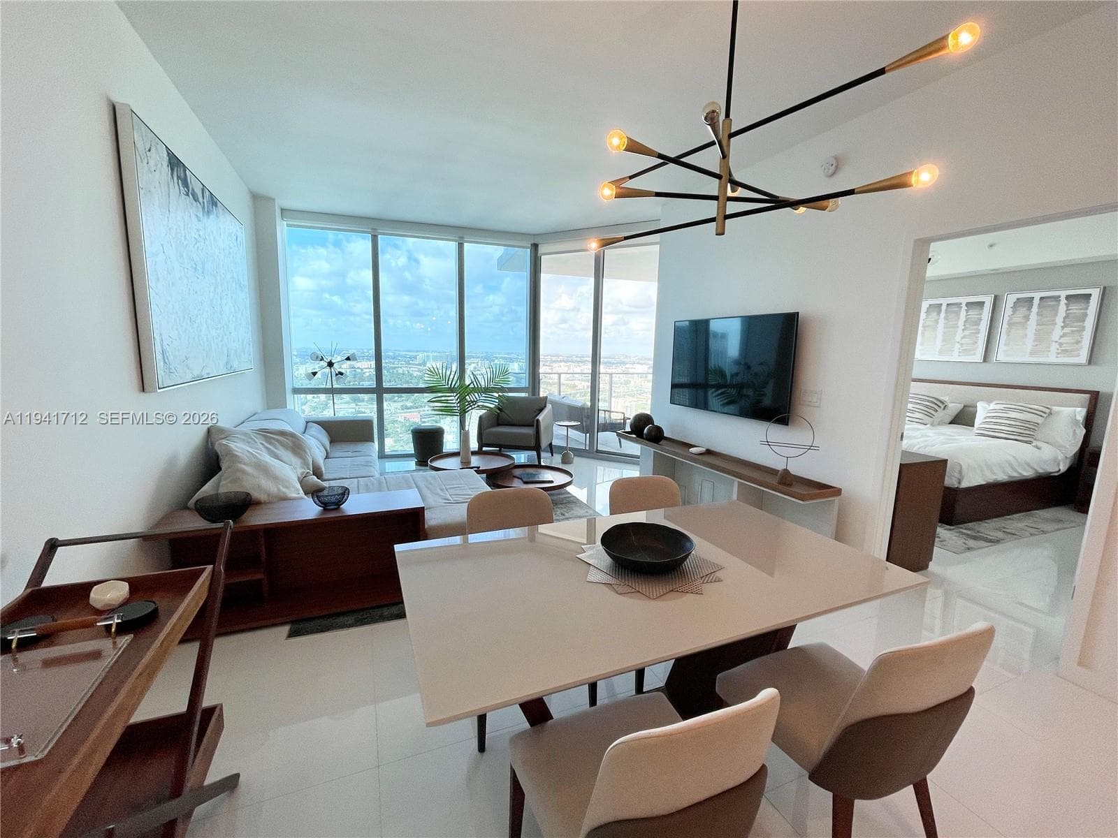851 NE 1st Ave # 3606, Miami, FL 33132 — zdjęcie 3