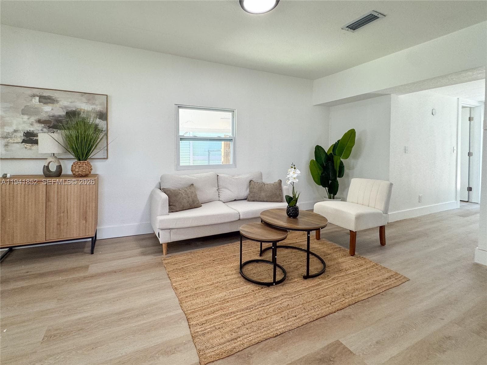 953 NE 37th St, Oakland Park, FL 33334 — zdjęcie 2
