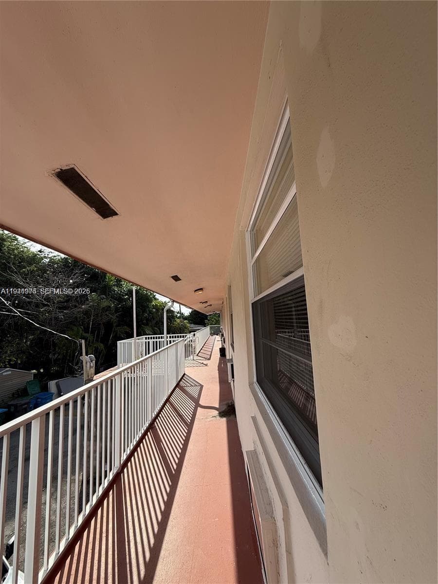 2915 Plunkett St # 12A, Hollywood, FL 33020 — zdjęcie 4