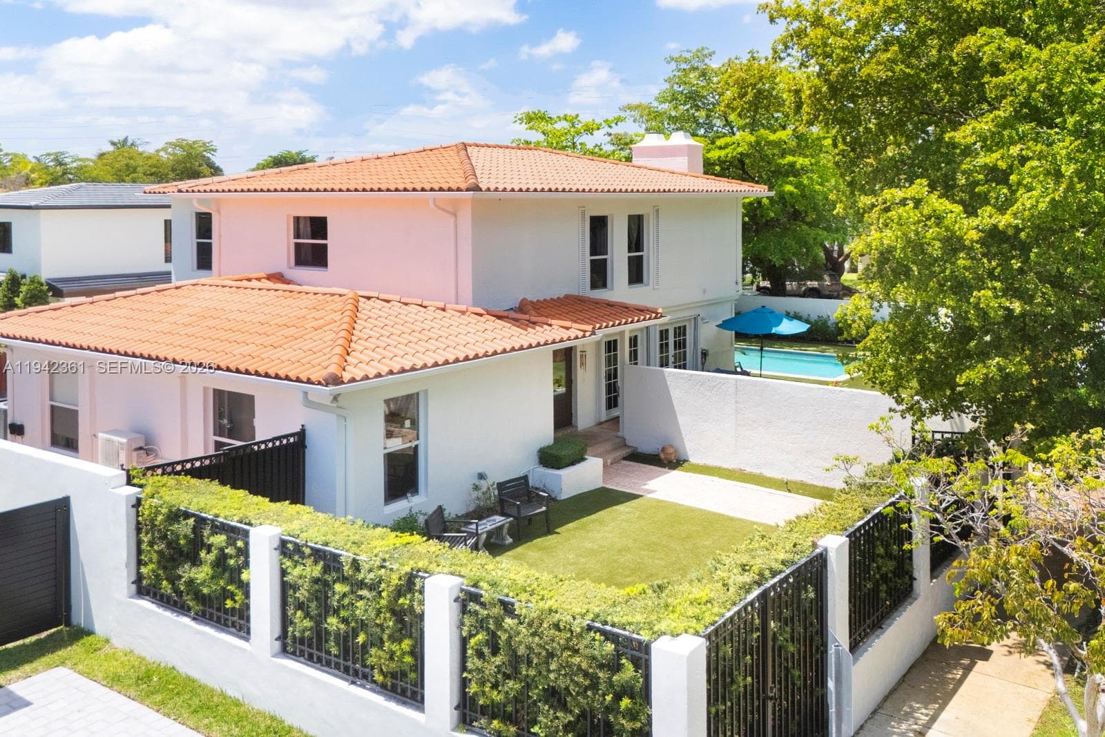 360 SW 28th Rd, Miami, FL 33129 — zdjęcie 4