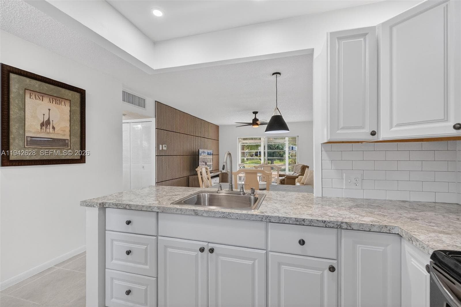 5000 NW 36th St # 410, Lauderdale Lakes, FL 33319 — zdjęcie 3