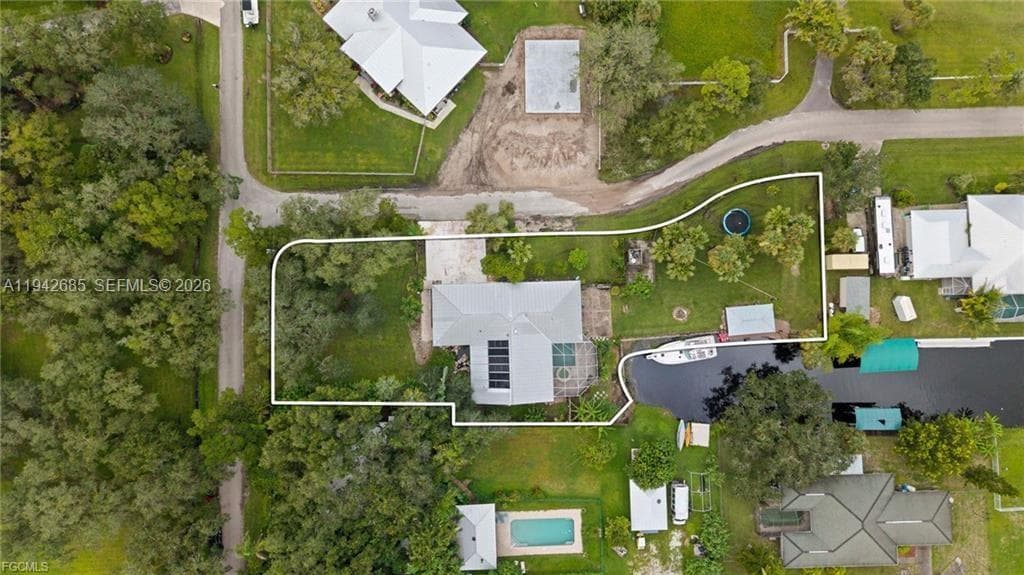 1981 Carbonata Drive, Other City - In The State Of Florida, FL 33920