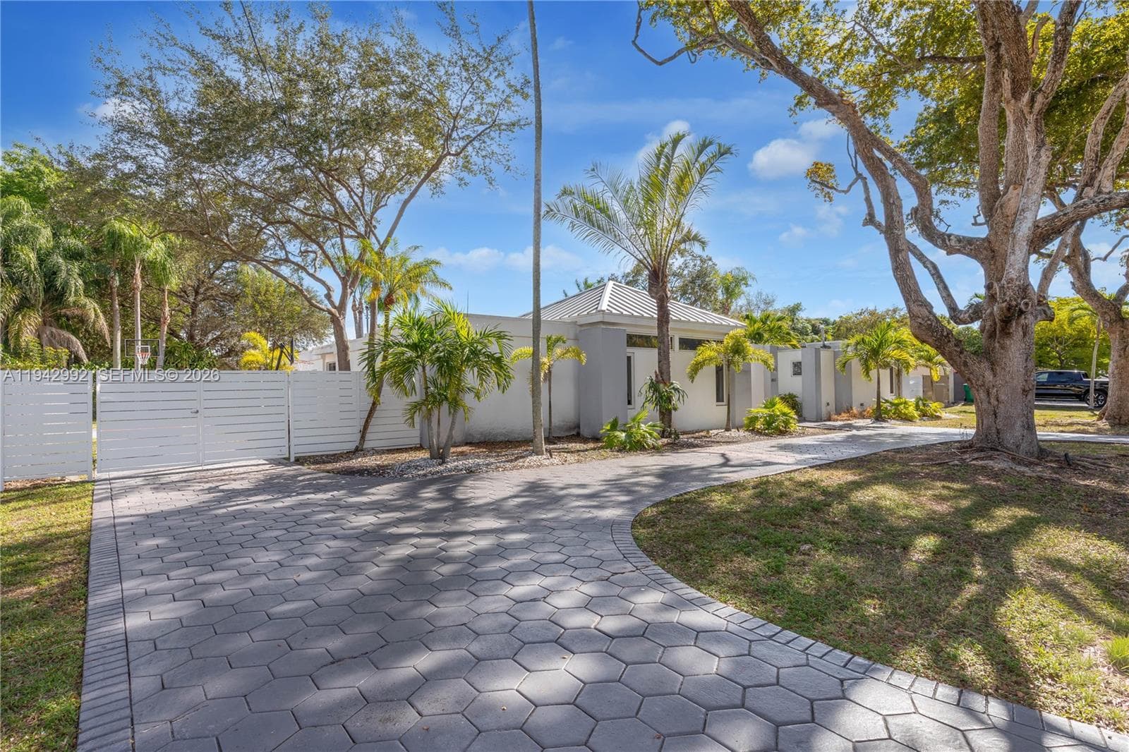 18555 SW 83rd Pl, Cutler Bay, FL 33157 — zdjęcie 5