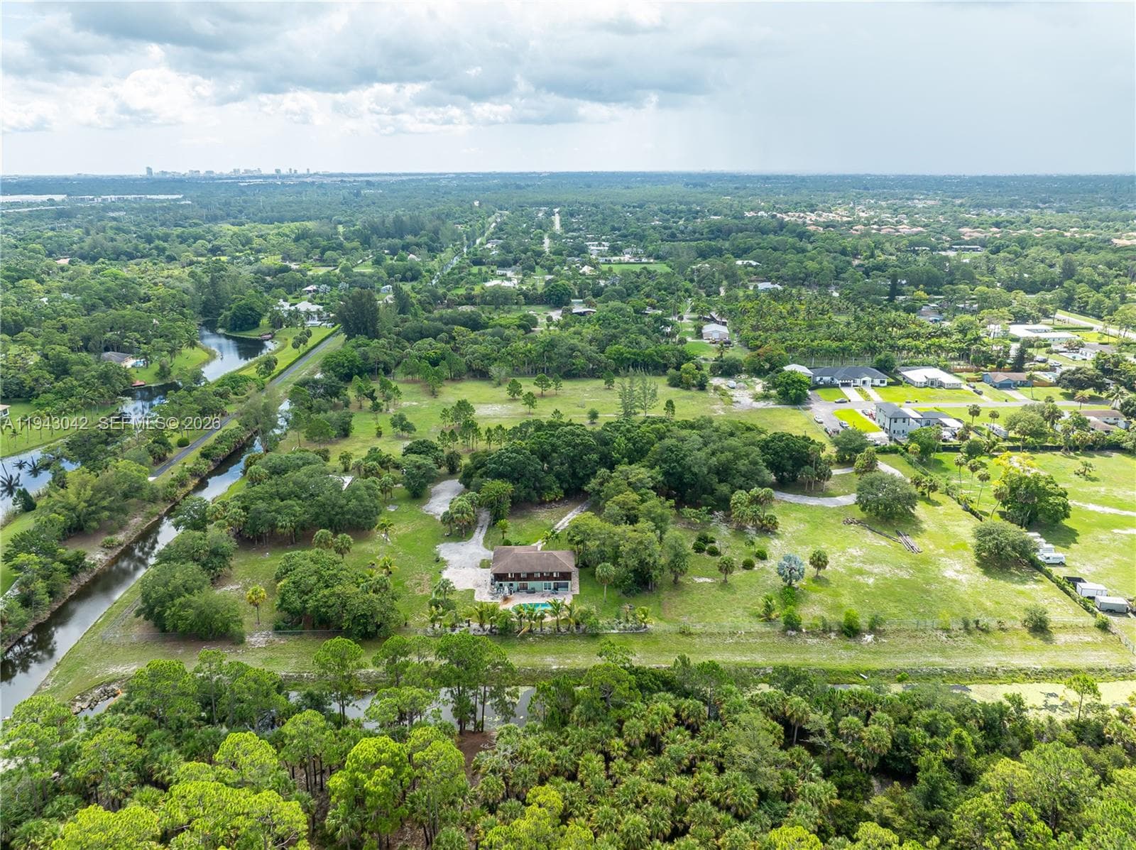 576 Marshall Rd, West Palm Beach, FL 33413 — zdjęcie 5