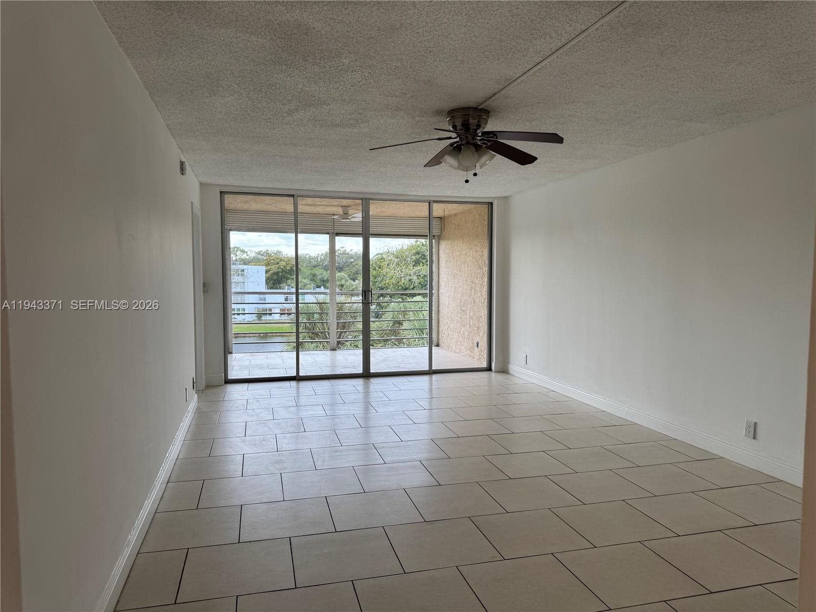 1831 Sabal Palm Dr # 403, Davie, FL 33324 — zdjęcie 4
