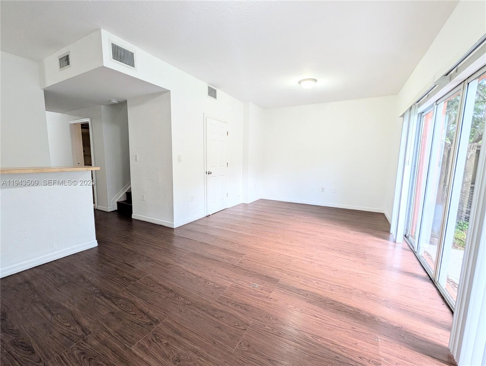 825 SW 6th Pl, Florida City, FL 33034 — zdjęcie 4
