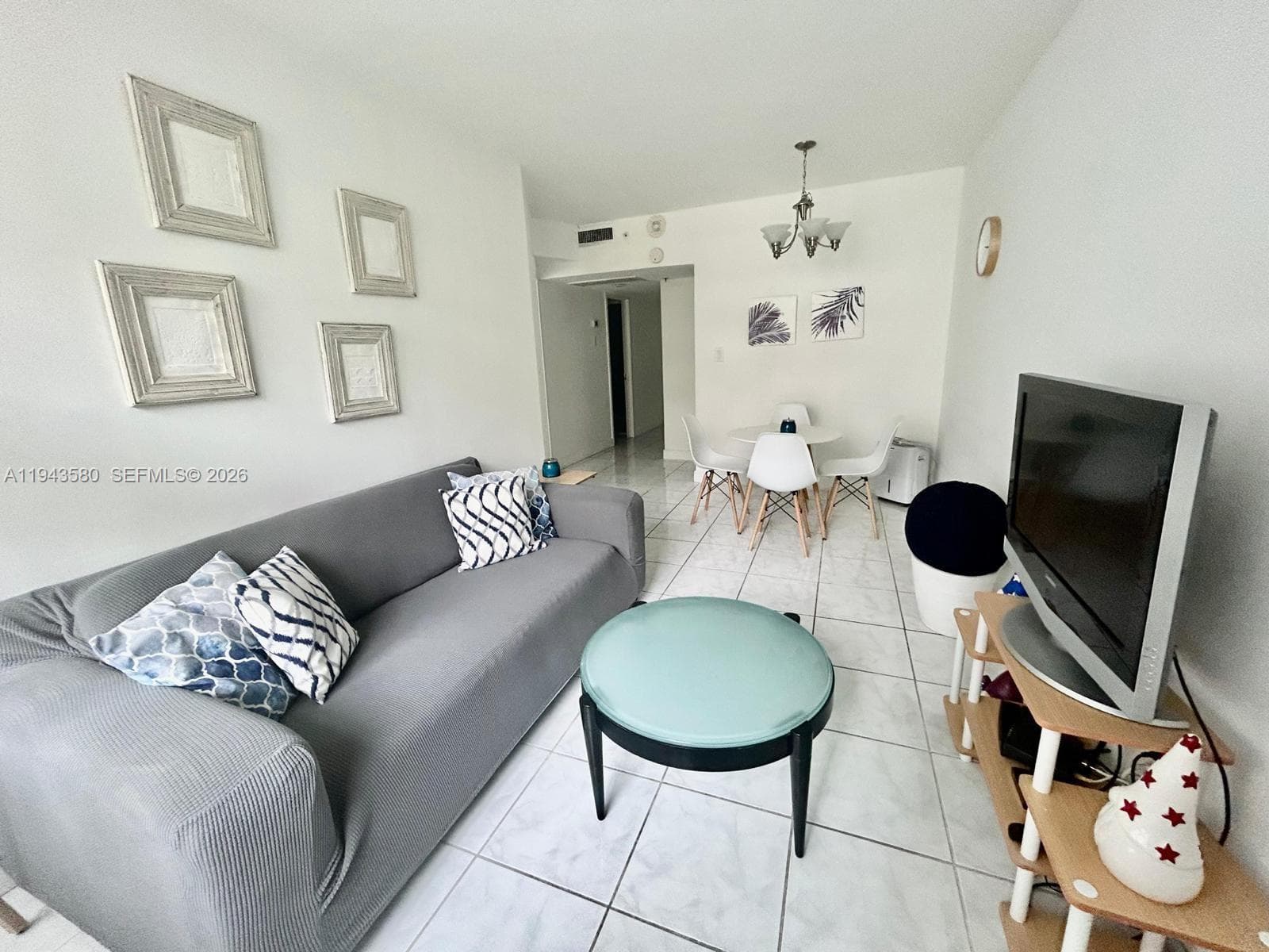 100 Lincoln Rd # 524, Miami Beach, FL 33139