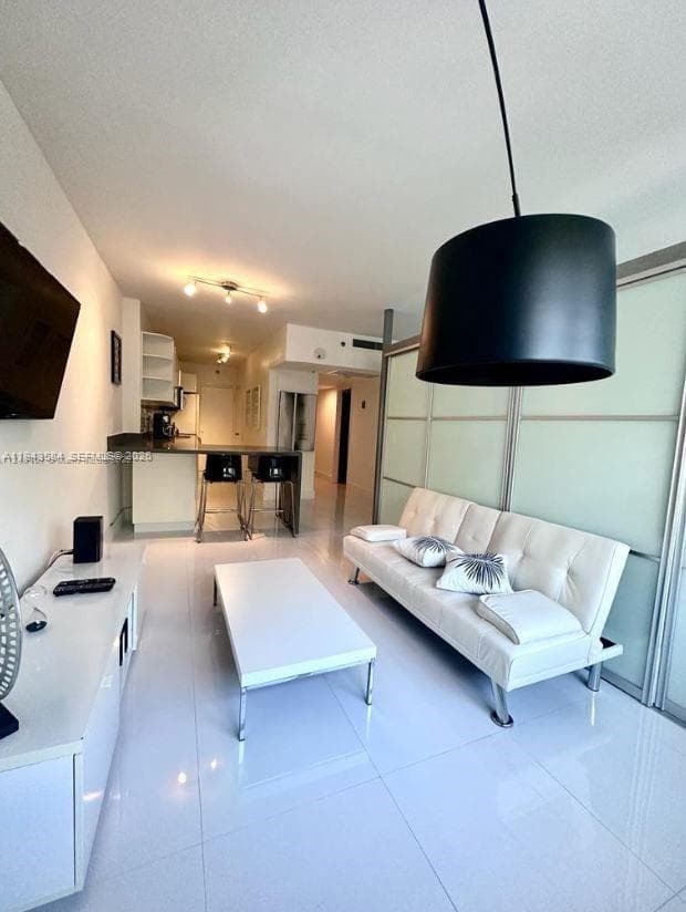 100 Lincoln Rd # 526, Miami Beach, FL 33139