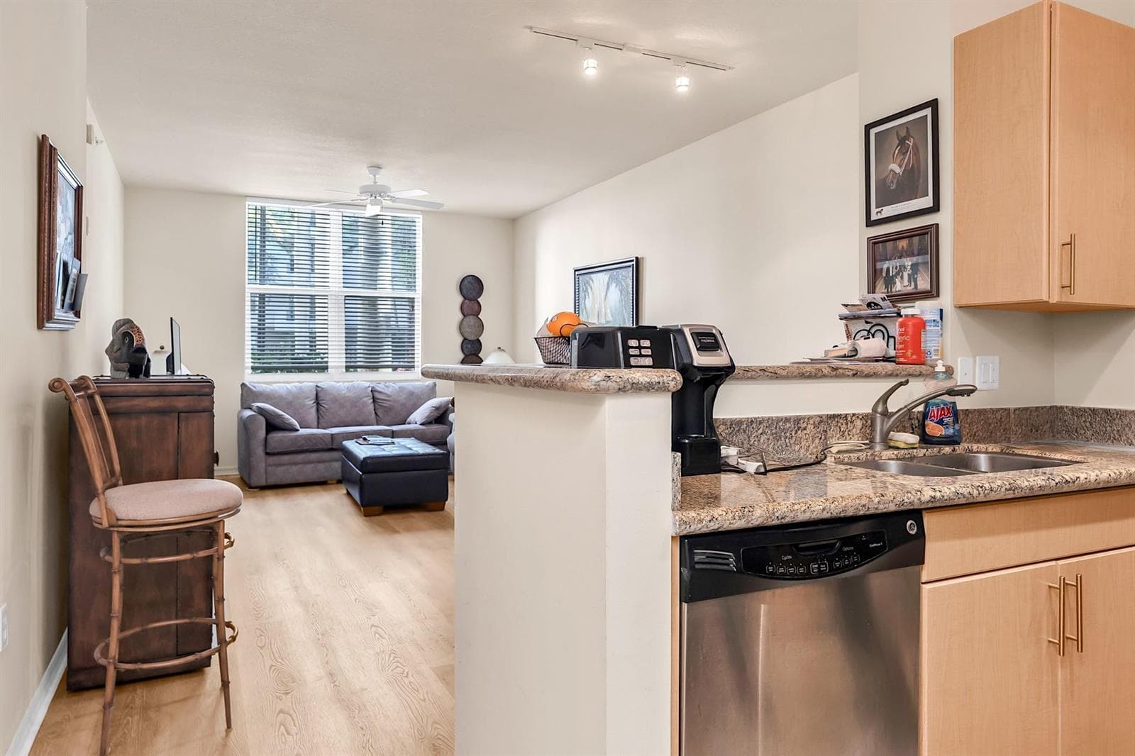 2401 NE 65th Street # 112, Fort Lauderdale, FL 33308 — zdjęcie 2