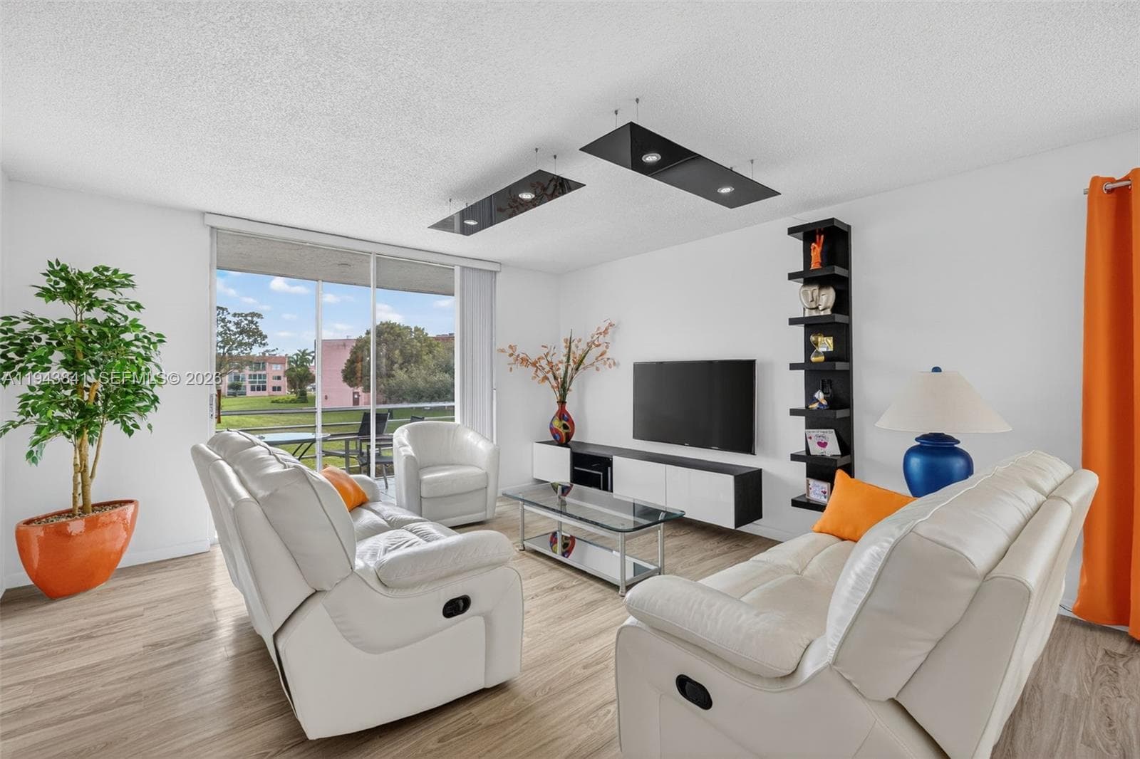 9481 Sunrise Lakes Blvd # 210, Sunrise, FL 33322 — zdjęcie 3