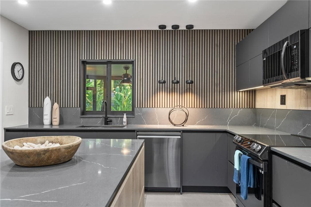 425 NE 25th Street, Wilton Manors, FL 33305 — zdjęcie 4