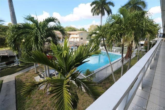 1820 Venice Park Drive # 205, North Miami, FL 33181 — zdjęcie 2