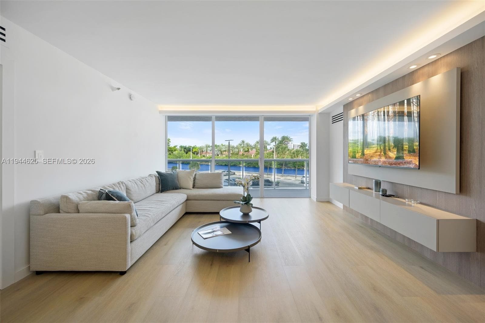 20505 E Country Club Dr # 231, Aventura, FL 33180 — zdjęcie 4