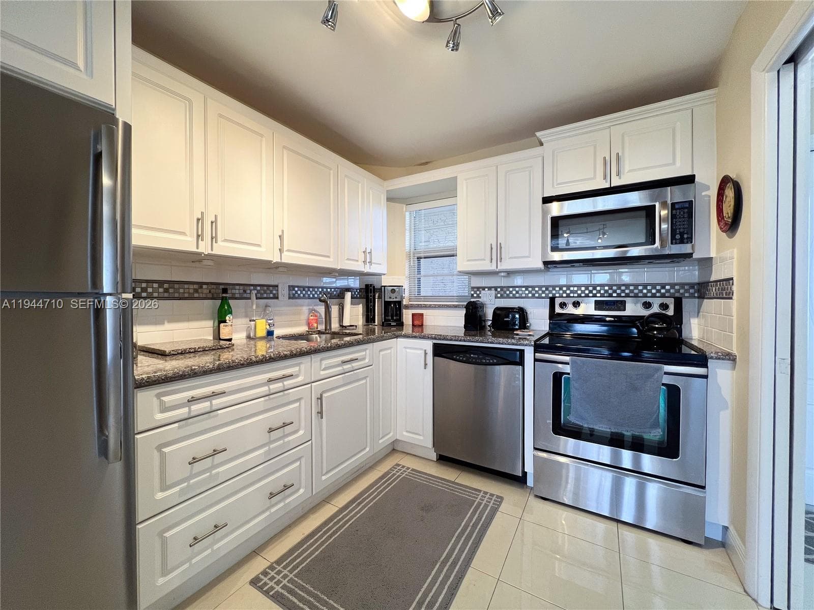 8900 Washington Blvd # 401A, Pembroke Pines, FL 33025 — zdjęcie 3