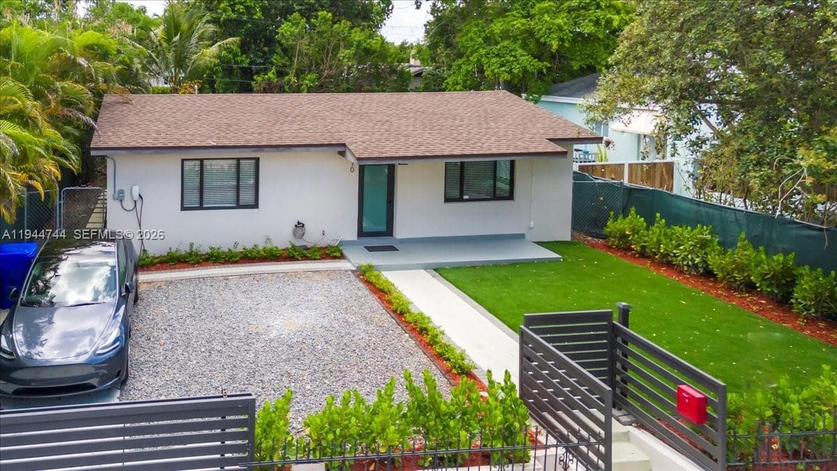 70 NW 47th Ter, Miami, FL 33127 — zdjęcie 2