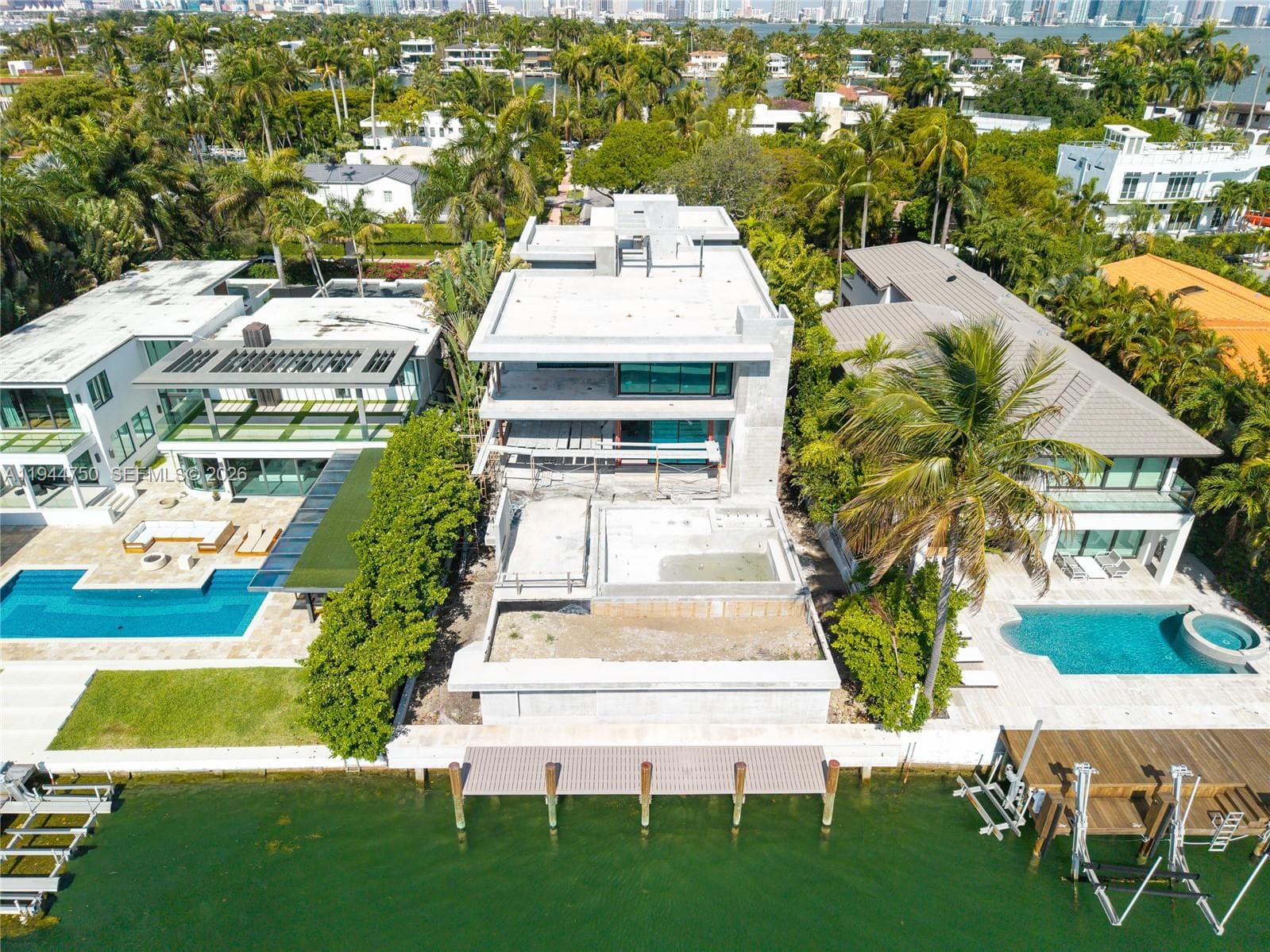 333 E Rivo Alto Dr, Miami Beach, FL 33139