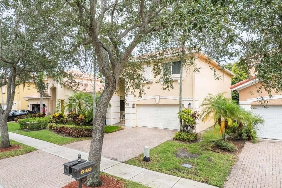 846 Gazetta Way, West Palm Beach, FL 33413 — zdjęcie 2