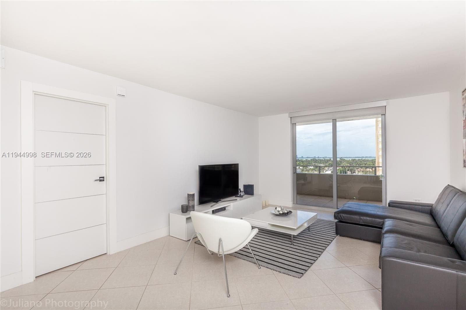 5555 Collins Ave # 9U, Miami Beach, FL 33140 — zdjęcie 2
