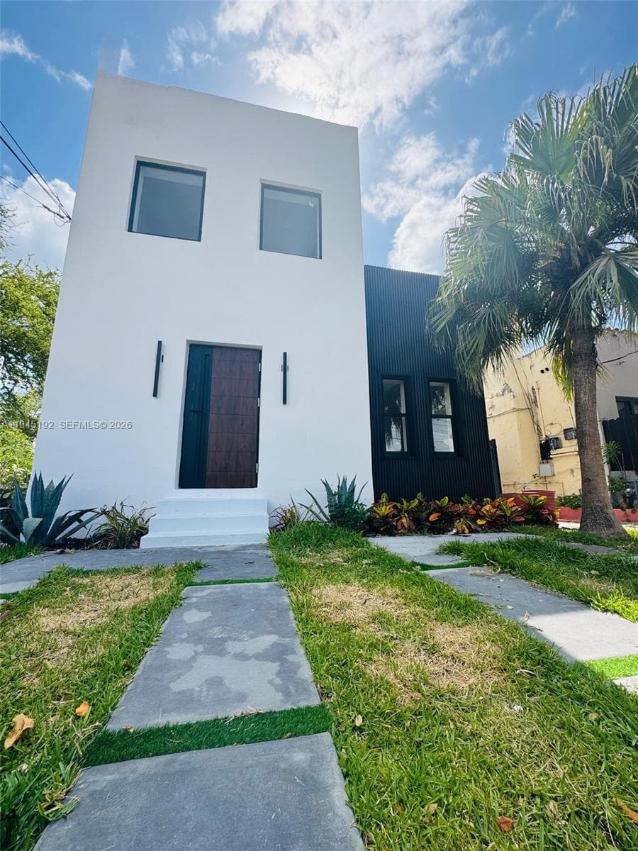 905 SW 13th Ct, Miami, FL 33135 — zdjęcie 2